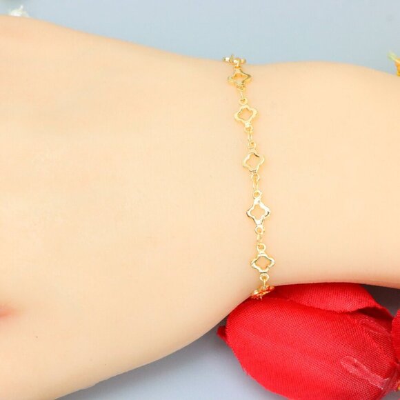 "Elegant & Trendy Bracelet, A Perfect Gift for Women, Thoughtful, EVCH1575 - Picture 5 of 10